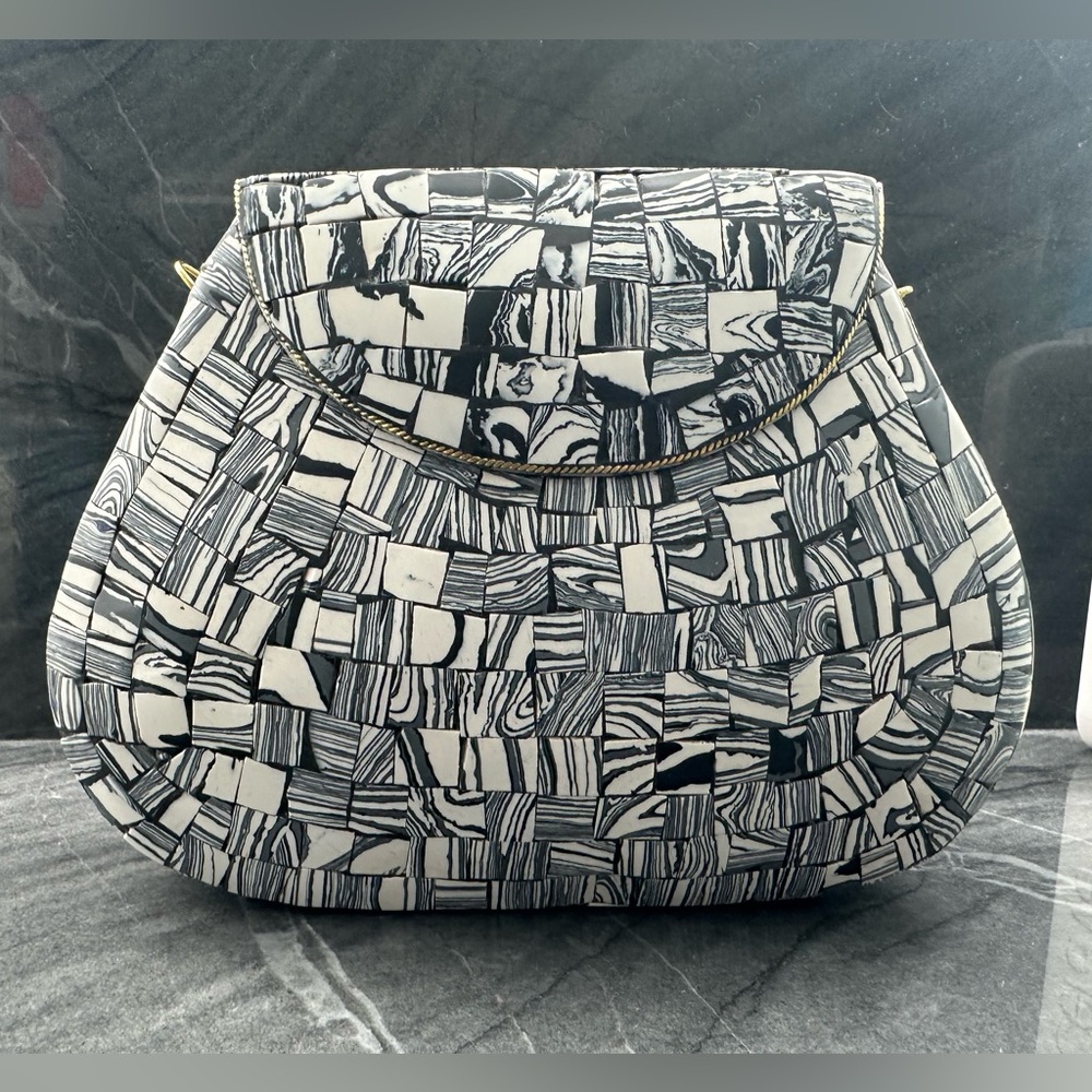 ✨✨Ramla ✨✨Handmade mosaic purse in black and white NWOT
